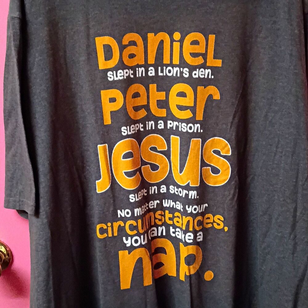 Gildan Heavy Cotton Men's Big & Tall 5XLT Gray Jesus Graphic Tee Crew